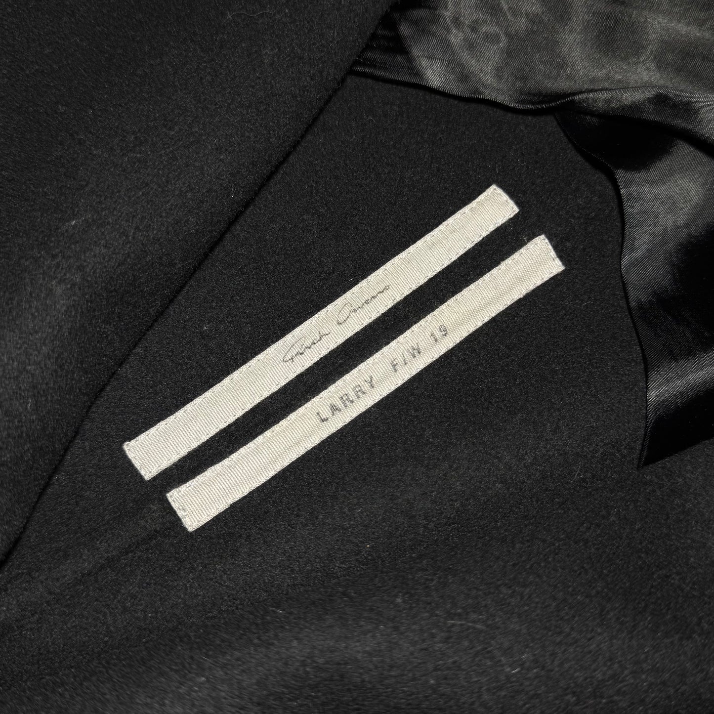 Rick Owens FW19 "LARRY" hooded fishtail wool parka